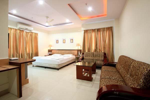 Hotel Sitara Royal Hyderabad Exteriör bild