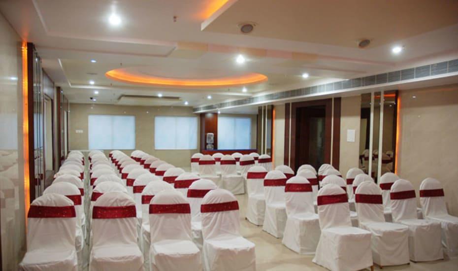 Hotel Sitara Royal Hyderabad Exteriör bild