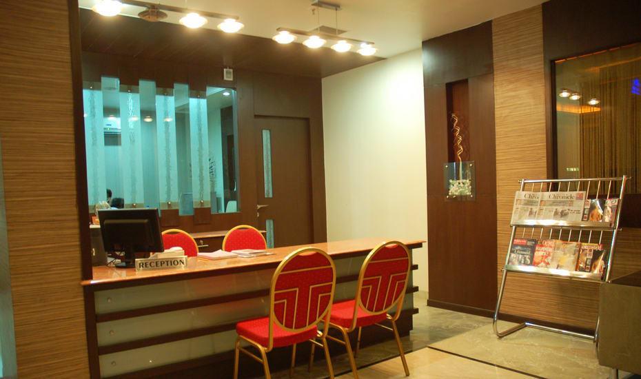 Hotel Sitara Royal Hyderabad Exteriör bild